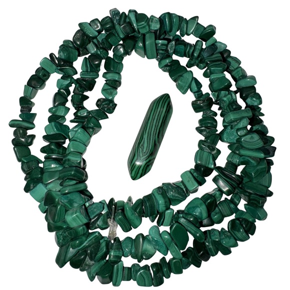 Malachite Chip Bead Strand w/ Double Point | Jewelry Making & Crafts - Picture 6 of 7